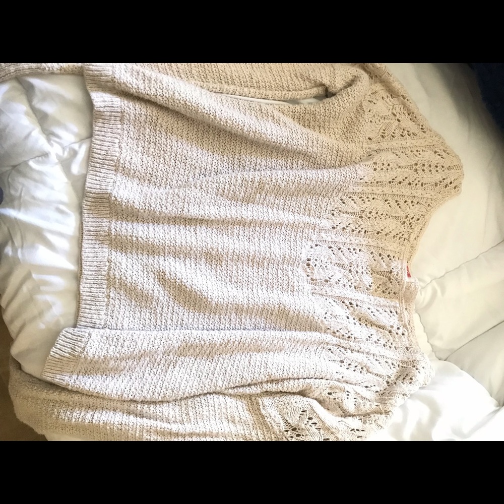 Knitted Cream color L/S